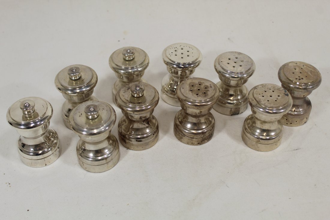 Sterling Individual Pepper Grinders & Salts (1 of 6)