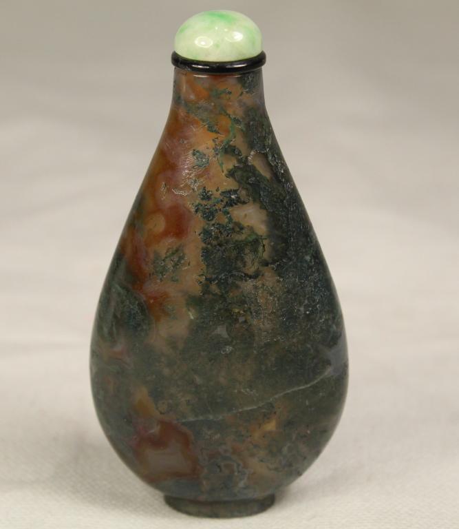 Chinese Carved Moss Agate Snuff Bottle (1 of 6)