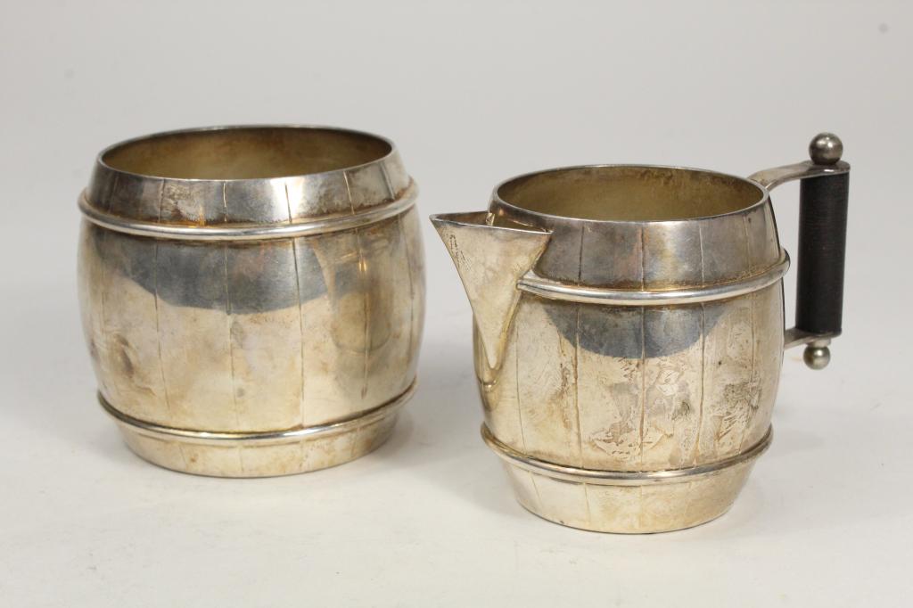 Bonwit Teller Silver Plate Creamer & Sugar (1 of 5)