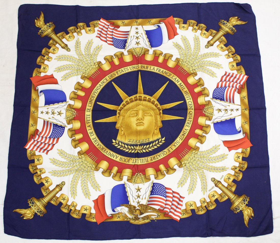 Hermes Statue of Liberty Silk Scarf: Designed by Joachim Metz for the 1986 centennial of the Statue of Liberty. Very good condition with no apparent spots, pulls, holes, etc. 34" x 35" approx.