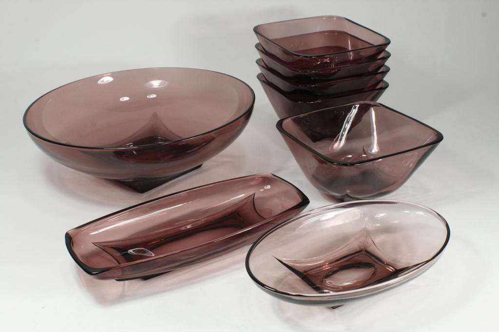 Hazel Atlas  Moroccan Amethyst Bowls (1 of 2)