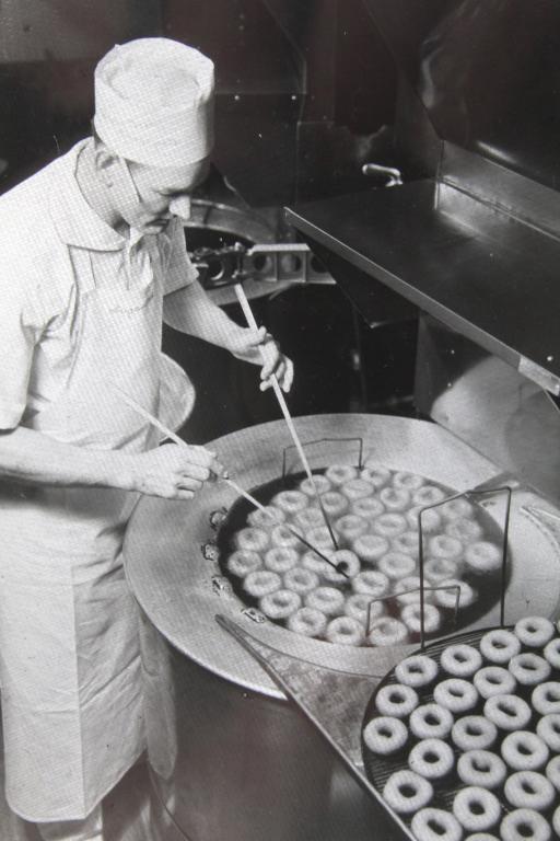 1930s Glass Magic Lantern Slides Factory Scenes (1 of 8)