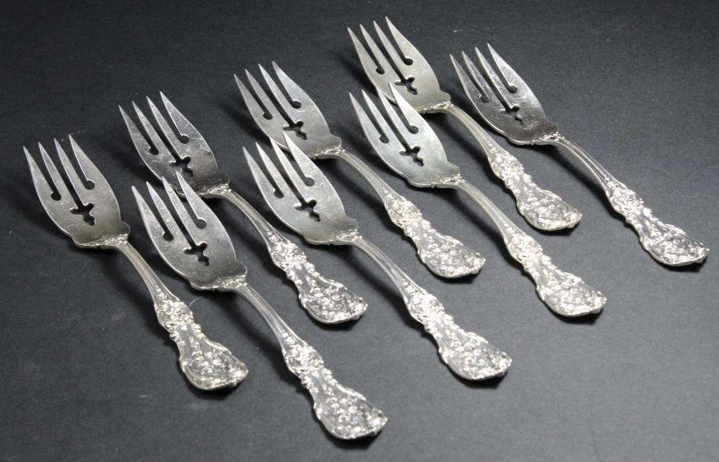 Reed & Barton FRANCIS I Sterling Salad Forks: Set of 8 salad forks stamped with Reed & Barton old mark, STERLING, and PATENT JUNE 25. 07 marks. 4 forks engraved with BBL monogram to the handle underside. Very good condition with light signs of us