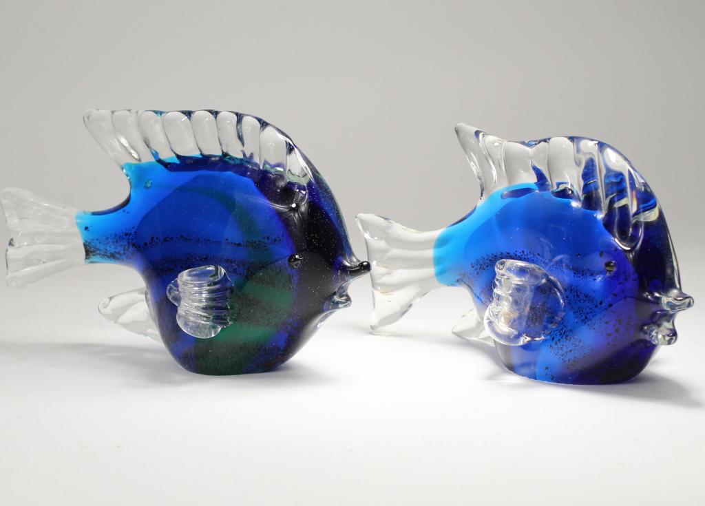 Murano Style Glass Fish Paperweight Sculptures (1 of 6)