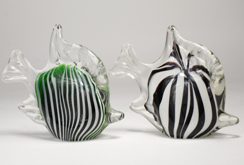 Murano Style Glass Fish Paperweight Sculptures (1 of 5)