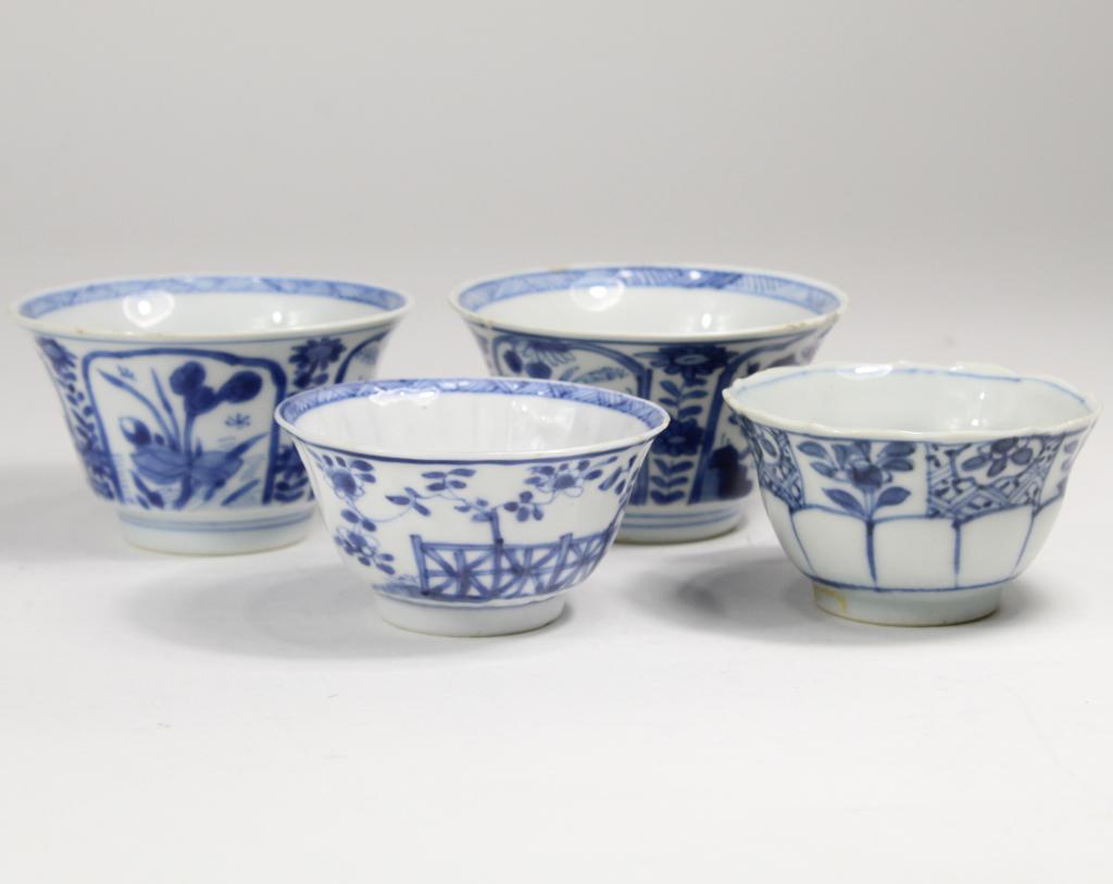 4 Chinese Qing Dynasty Blue & white Porcelain cups (1 of 11)