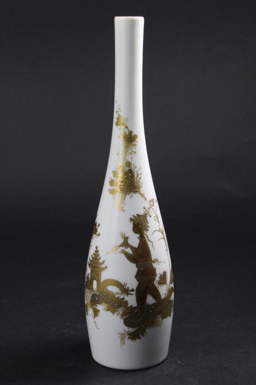 Bjorn Wiinblad for Rosenthal Porcelain Vase: Gold and copper tone gilt Asian style chinoiserie motif with "Bjorn Wiinblad". Stamped on bottom: Rosenthal Germany / Quatre Couleurs / Bjorn Wiinblad / 15834 / Studio-Linie along with original Rosent
