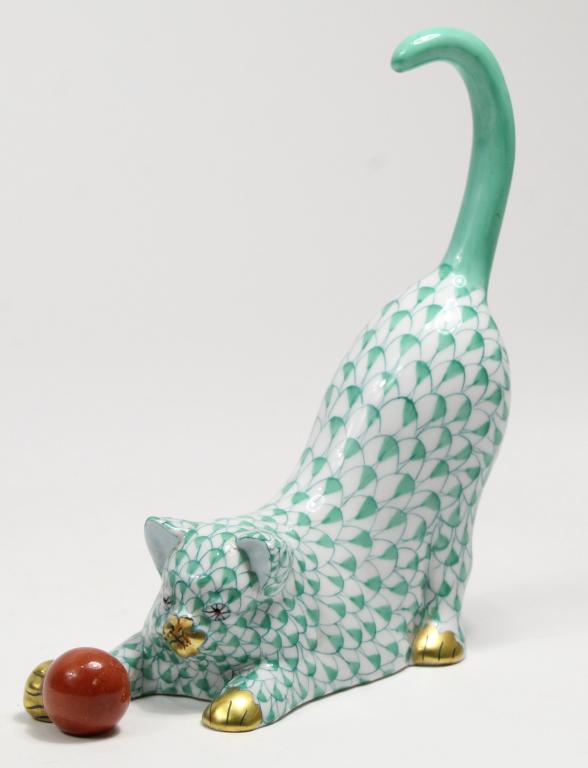 Herend Porcelain Cat Green Fishnet Figurine (1 of 5)