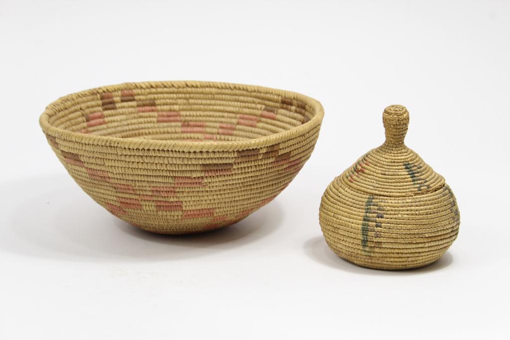 2 Native American Coiled Baskets Inuit Yupik (1 of 6)