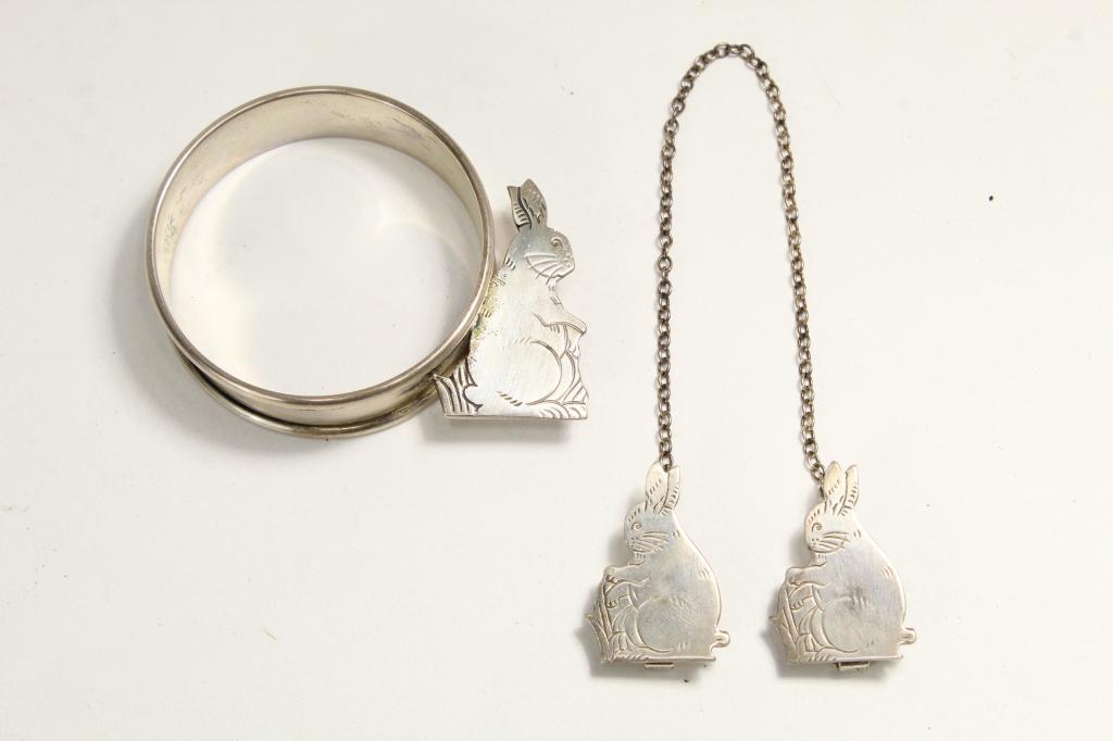 Webster Sterling Silver Bunny Napkin Ring & Sweater Clips (1 of 5)