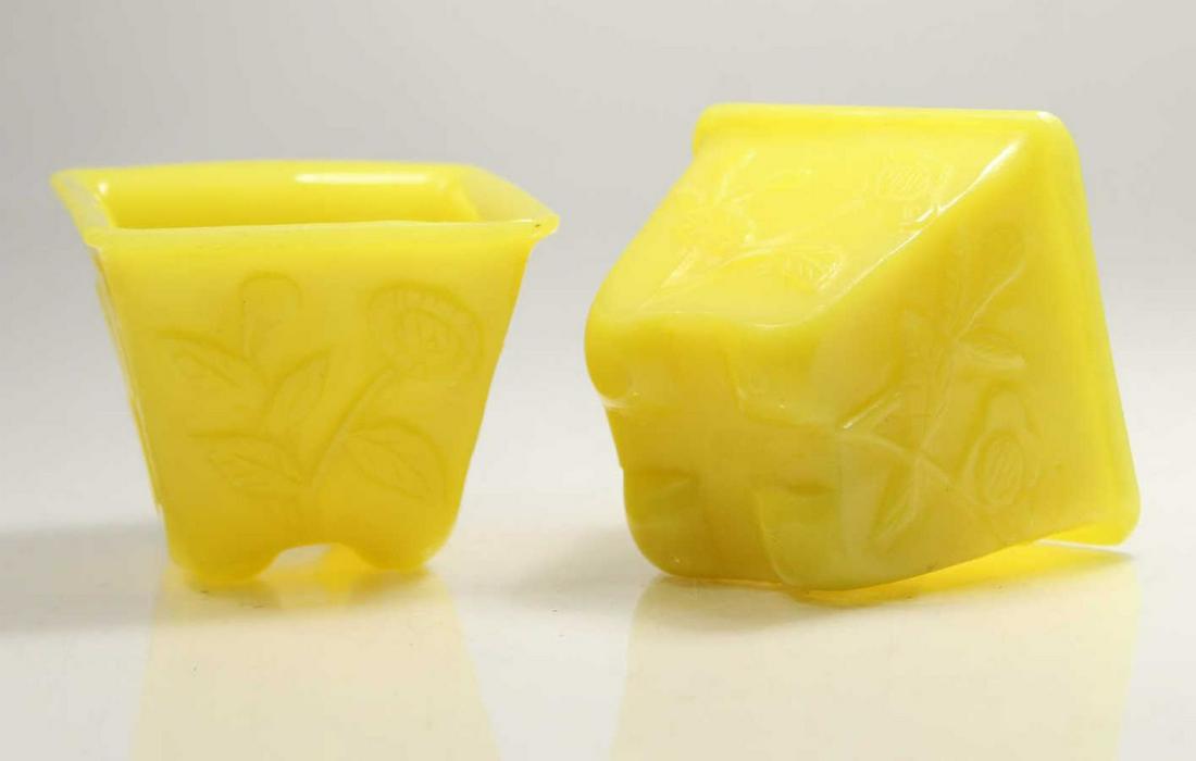 Pair Antique Chinese Carved Peking Glass Cups (1 of 5)