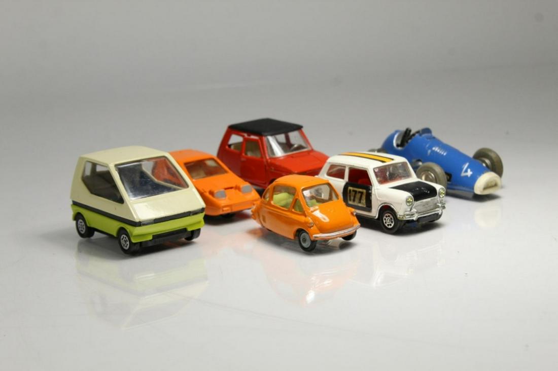 Lot of 6 Diecast Miniature Cars (1 of 5)