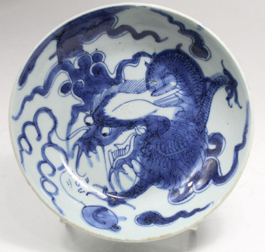 Chinese Early Qing Blue & White Dragon Dish (1 of 7)