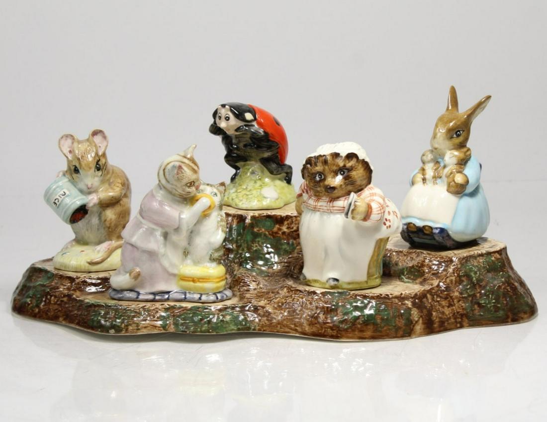 Lot of 5 Beatrix Potter Figurines w/ Stump Stand (1 of 9)