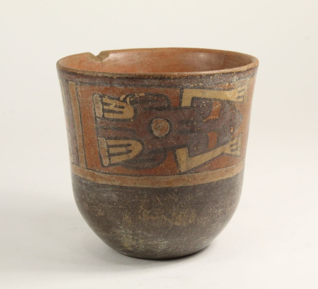 Nazca Culture Pottery Animal Pattern Cup (1 of 8)