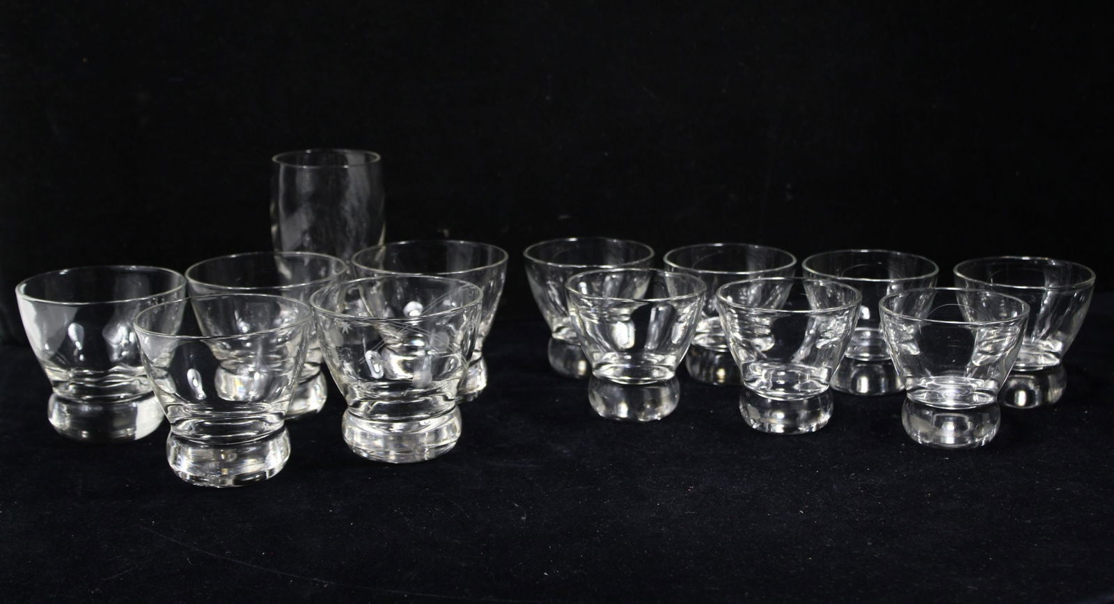 13pc Eva Zeisel for Federal "Prestige" Glassware: 13pc Eva Zeisel for Federal Glass â€œPrestige” Glassware. Midcentury design with varying sizes for cocktails, old fashioned. and juice. Includes (1) 7pc Small Cocktail Glasses 2.75x3", (2) 5