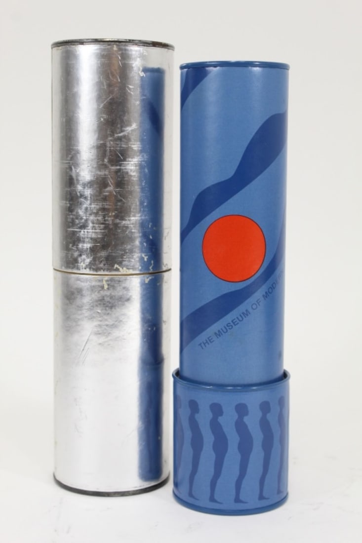 1974 MOMA Kaleidoscope Ernest Trova "TROVASCOPE": Issued for MOMA The Museum of Modern Art in 1974. Includes pieces with Trova's signature silhouette human figures. Very good condition. 8.5" x 2.24" dia. Original silver foil case with some expected s