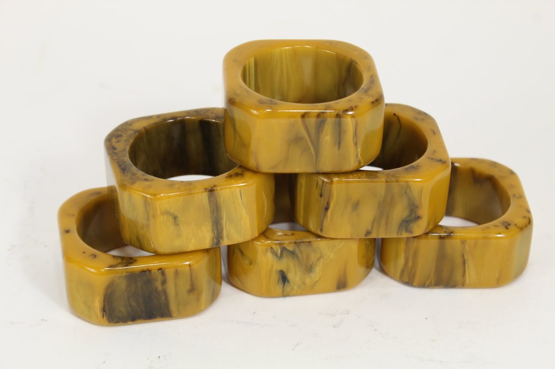 Marblized Butterscotch Bakelite Napkin Rings (1 of 4)
