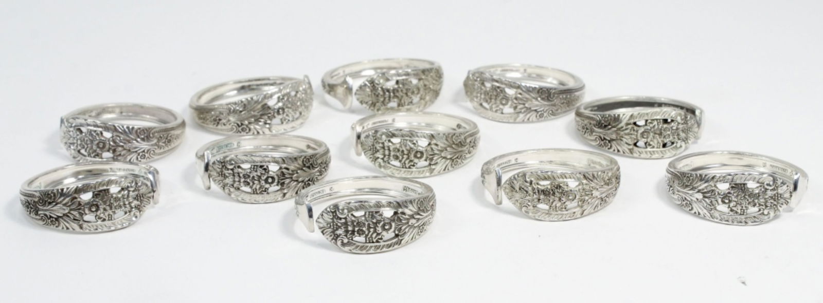 Fine Arts CROWN PRINCESS Sterling Napkin Rings (1 of 7)