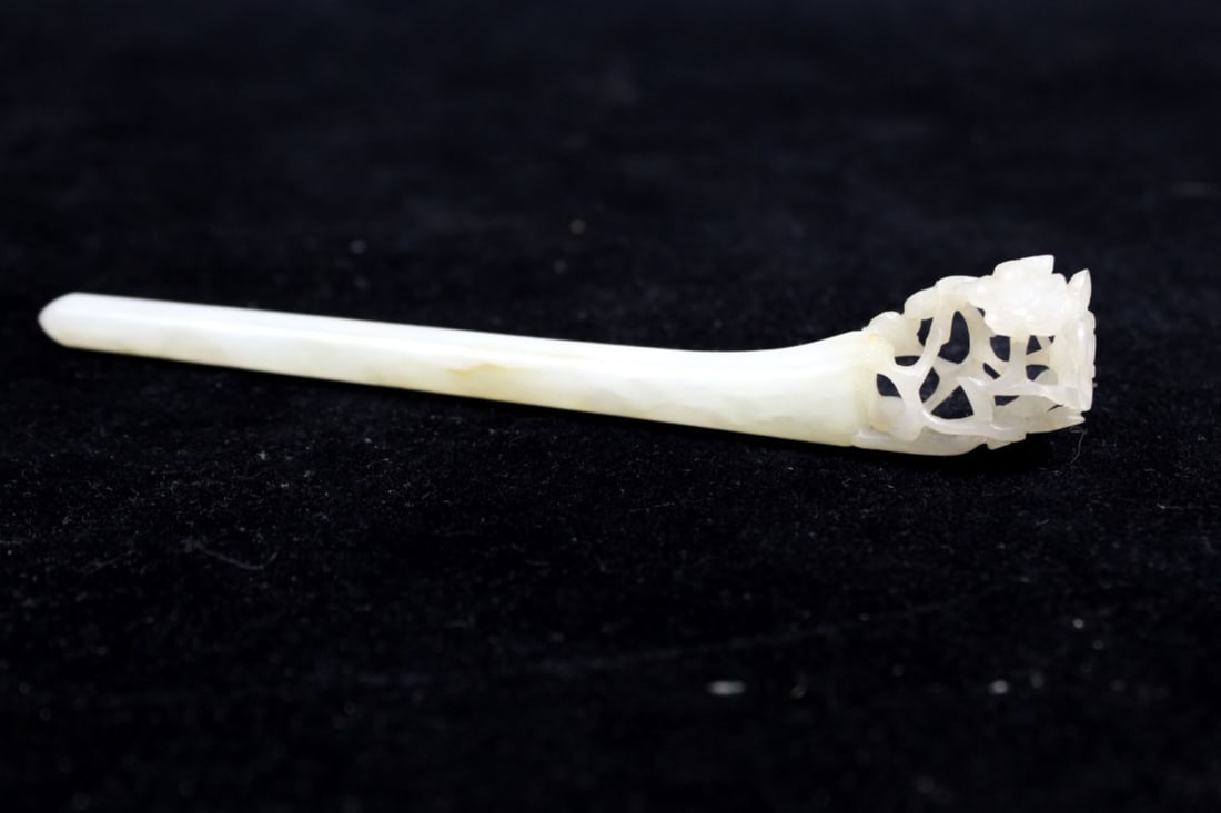 Antique Chinese / Korean White Jade Hairpin: White jade hairpin with hand carved flower, branch, and bird motif. One branch (3/8" approx) section broken away and nick chip to petal of top flower; otherwise appears good. 5.5" L.