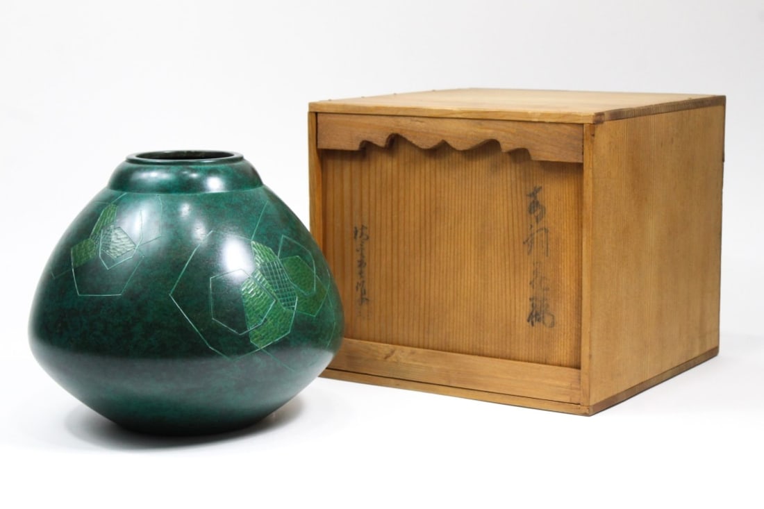 Japanese Vintage Signed Bronze Vase w/ Wood Box (1 of 9)
