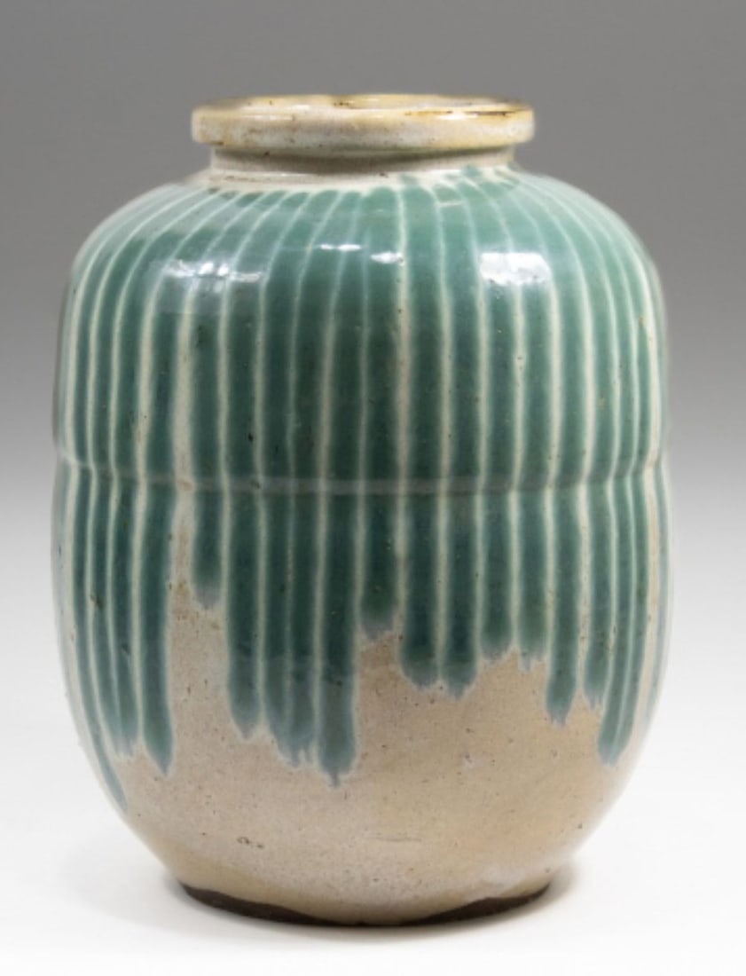 Japanese Shigaraki Stoneware Storage Jar (1 of 6)