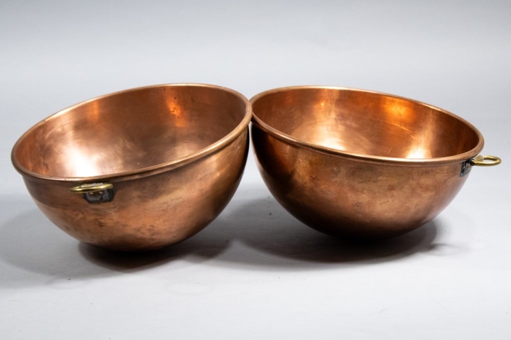 Two Vintage Copper Mixing Bowls / D&M Douro (1 of 5)