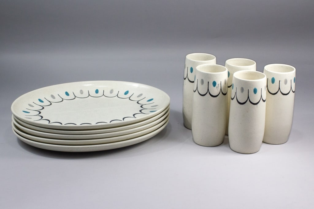 Metlox Poppytrail DEL REY Platters & Tumblers (1 of 9)