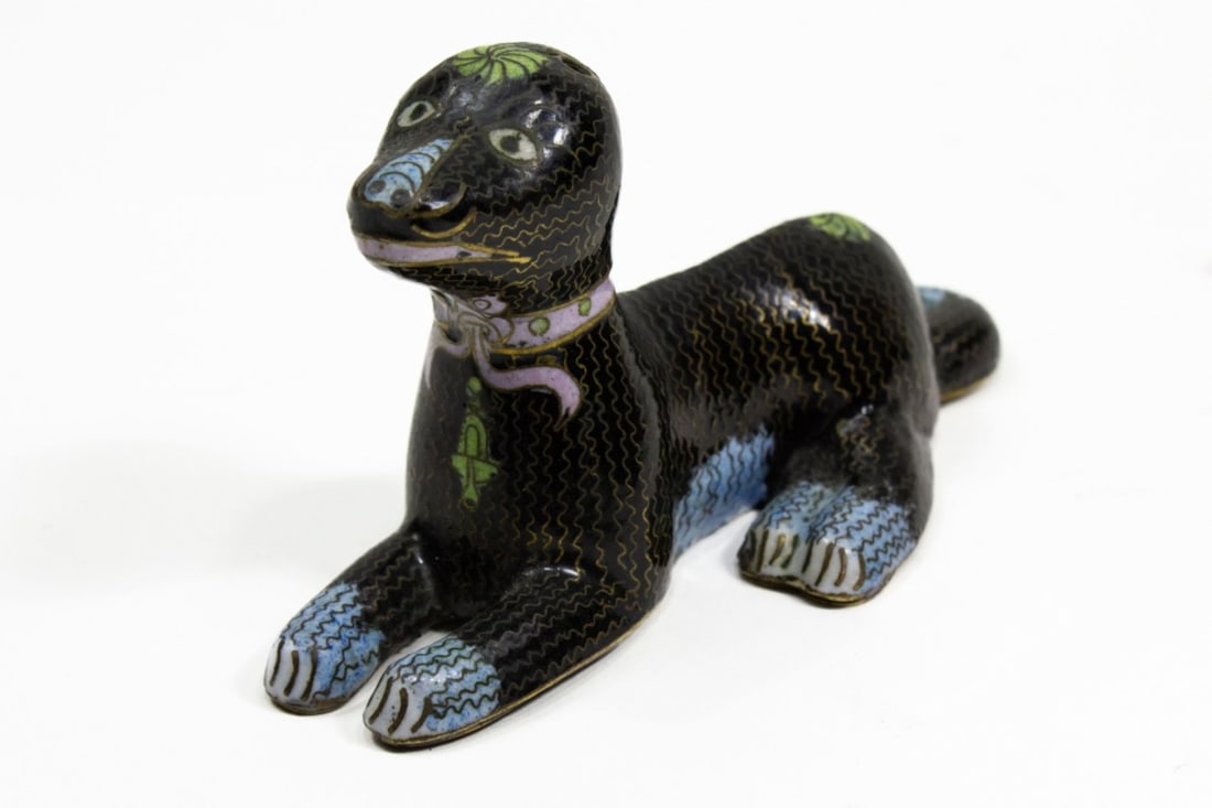 Antique Chinese Cloisonne Dog: Likely early 19th c. Chinese cloisonne dog. Traces of gilding on wires. Some small enamel losses on head and back. Old paper price tag on bottom. Good condition. 5"l. x 2.5"h.