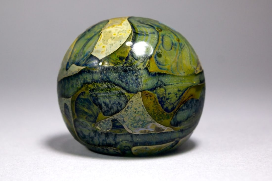 David Huchthausen Art Glass Paperweight 1975 Pilchuck Artist (1 of 7)