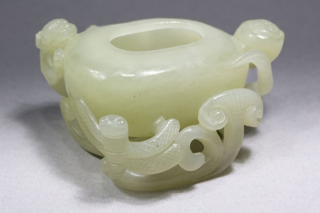 Chinese Hand Carved Jade Brush Washer (1 of 7)