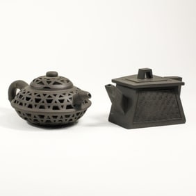 Two Chinese Yixing Zisha Clay Teapots