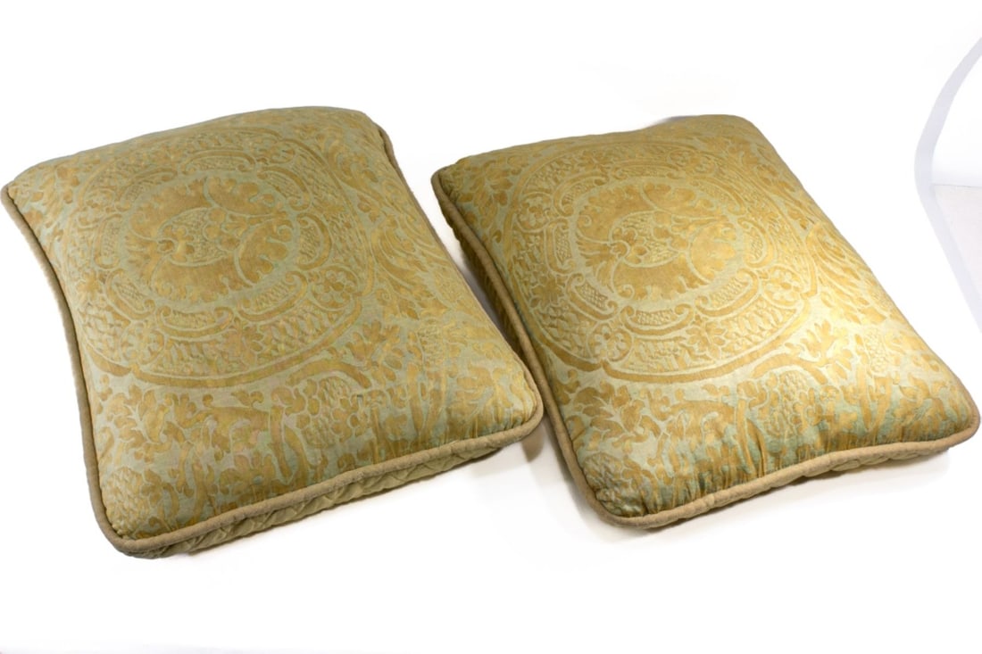 Pair Vintage Fortuny ORSINI Fabric Pillows (1 of 10)