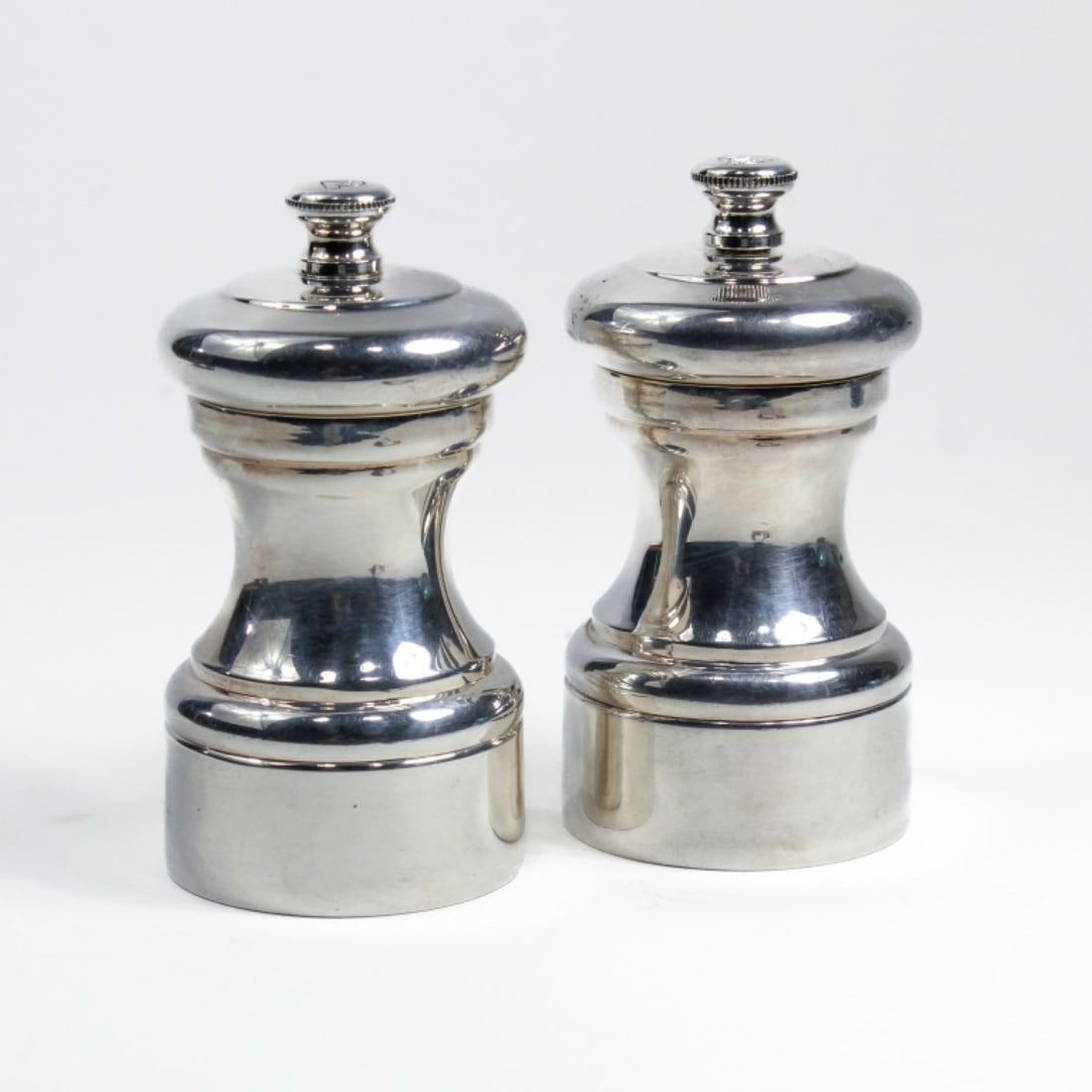 Peugeot France Mignonnette Salt & Pepper Grinders (1 of 7)