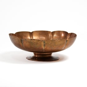 Arts & Crafts L.H. Vaughan Copper Bowl
