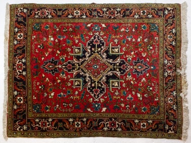 Hand Knotted Persian Heriz Rug