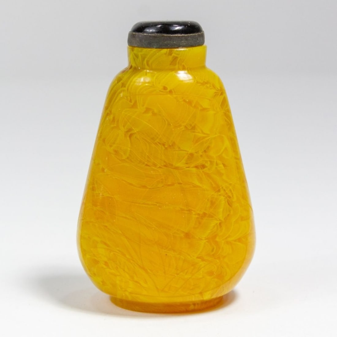 Vintage Chinese Yellow Peking Glass Snuff Bottle (1 of 6)