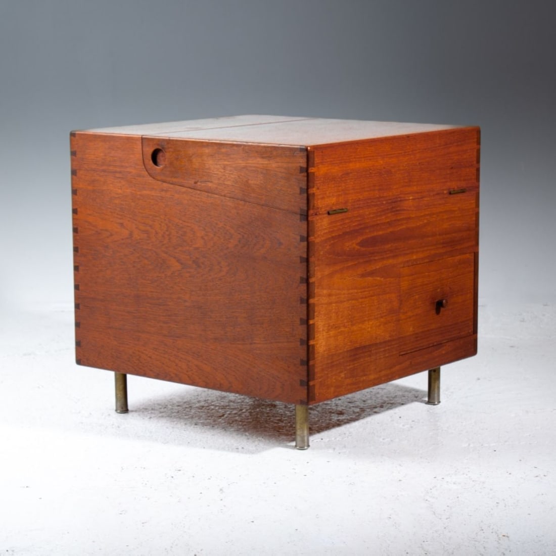 Hans J. Wegner Cube Bar for Andreas Tuck (1 of 17)