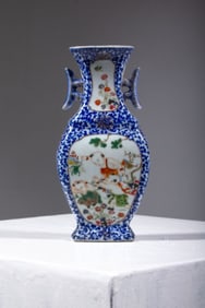 Chinese Blue White Porcelain Wall Pocket Kids