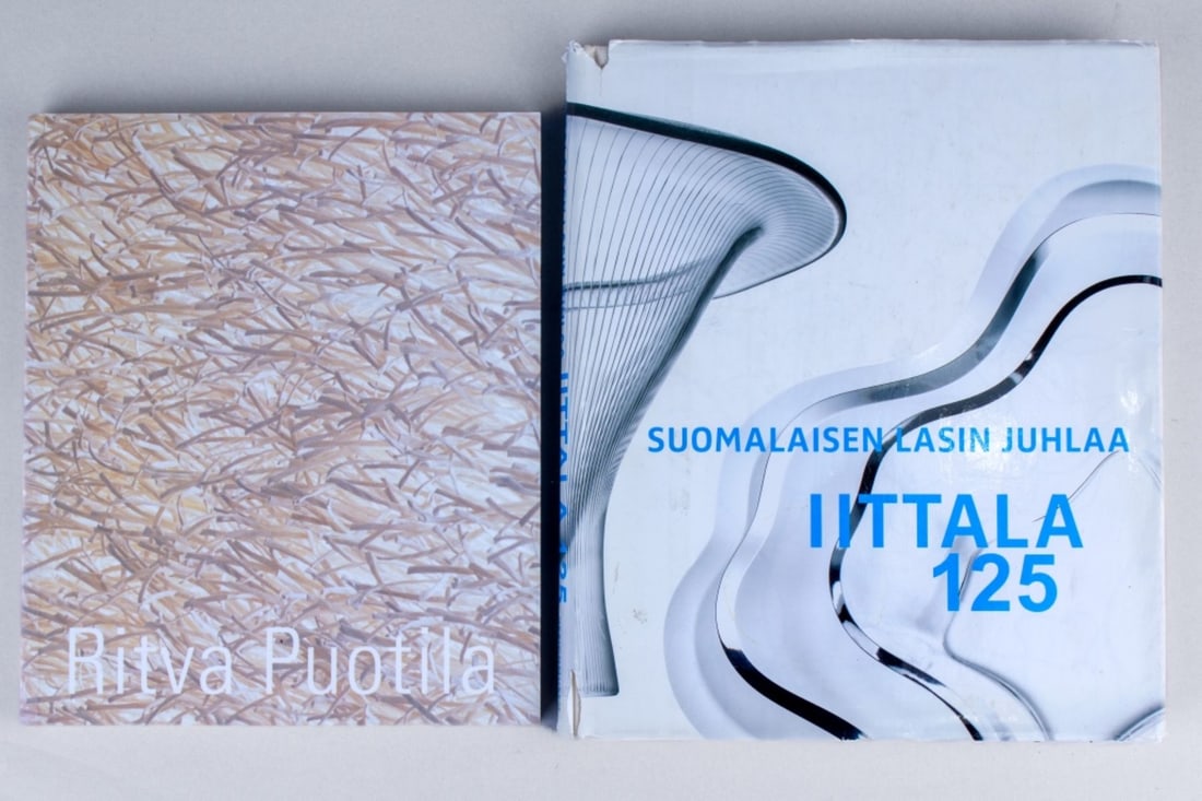 2 Finnish Design Books / Ritva Puotila / Iittala: 2 Finnish design books. (1): "Ritva Puotila". Designmuseo, Helsinki, 2003. Dual language English and Finnish. 182 pages. About the life of renowned designer Ritva Puotila. In good condition. Measures