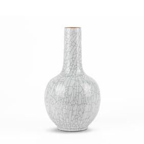 Chinese Ge Type Porcelain Bottle Vase