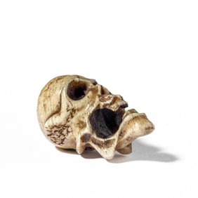 Antique Japanese Carved Bone Skull Netsuke