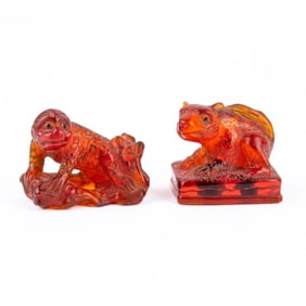 2 Japanese Amber Carvings