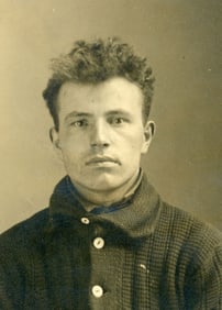 1915 Mugshot w/ Newspaper Clipping