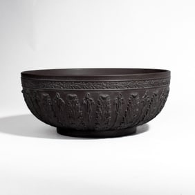 Wedgwood Basalt Acanthus Leaf Bowl