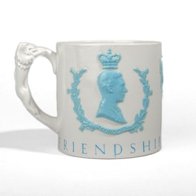 Wedgwood "Friendship Makes Peace 1939" Mug