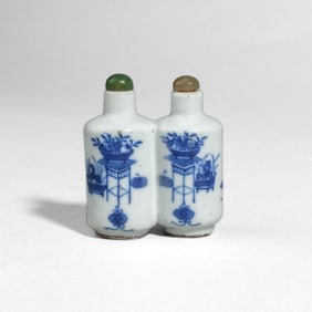Chinese Kangxi Double Vase Blue & White Snuff Bottle