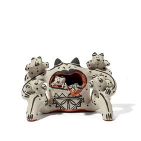 Martha Arquero Cochiti Pueblo Frog Storyteller