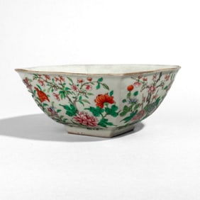 19th Century Chinese Famille Rose Enameled Bowl