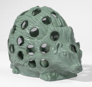 Wedgwood Pale Green Hedgehog Bulb Pot